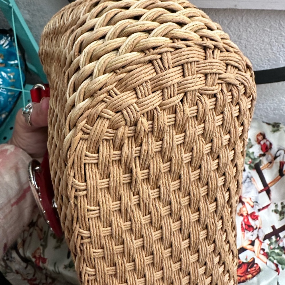 Brighton Weaved Wicker Purse - Picture 11 of 12